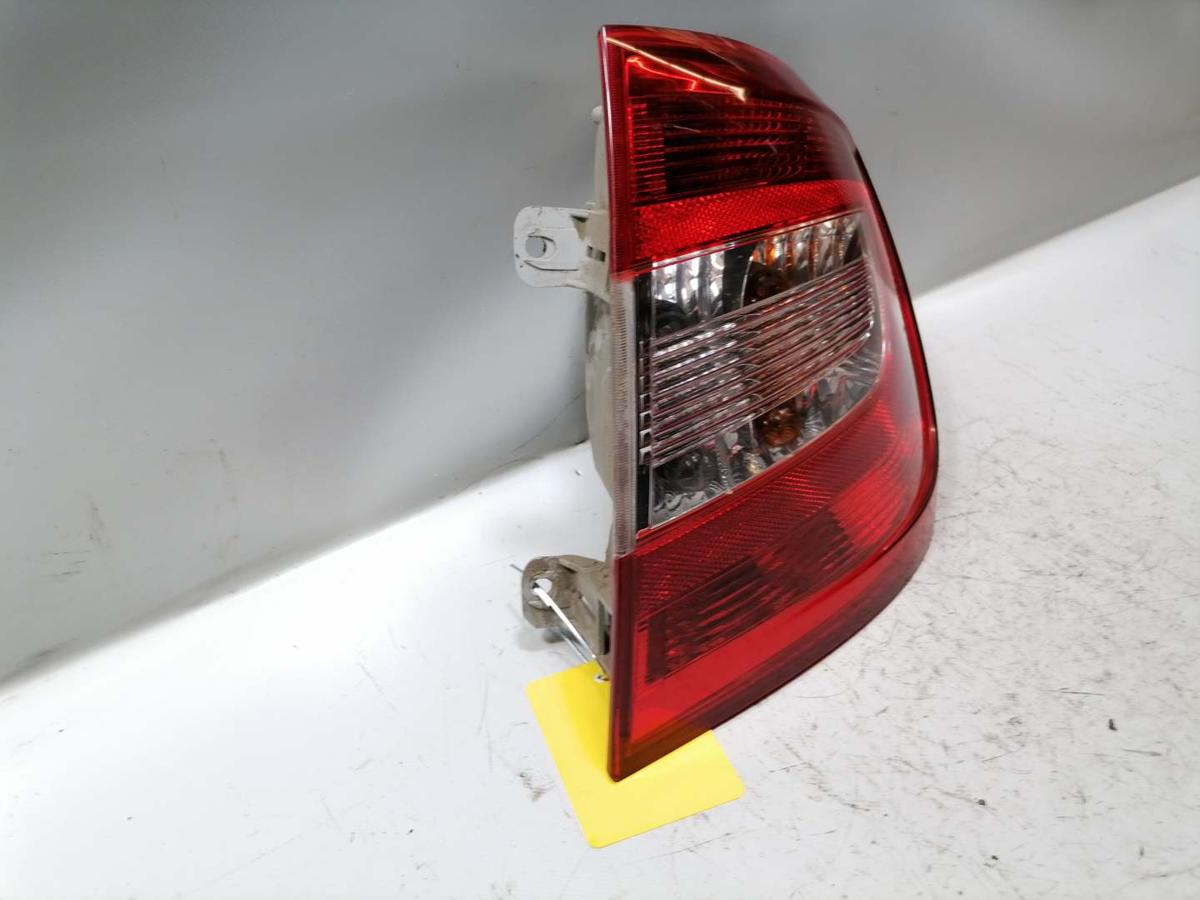 Skoda Rapid NH Rücklicht Rückleuchte Schlussleuchte links Limousine Bj.2013